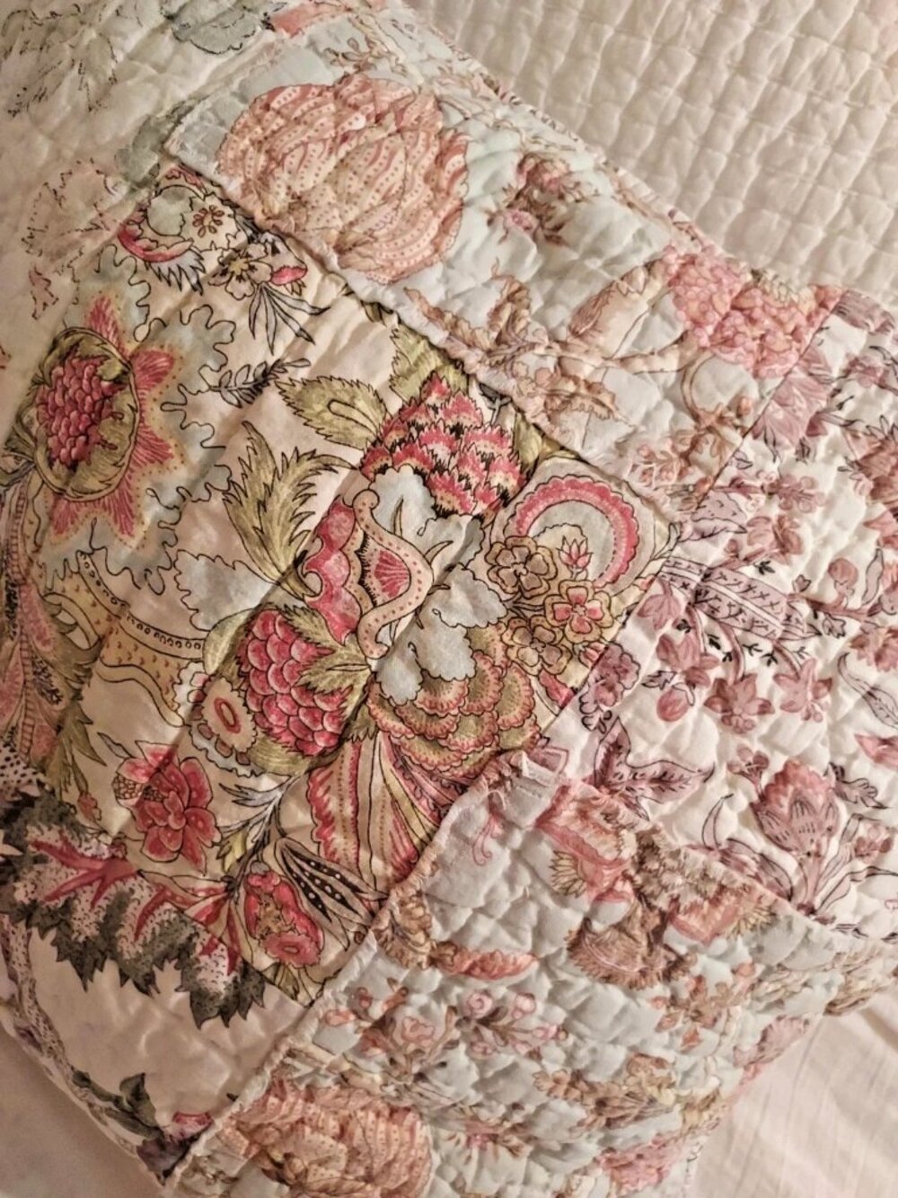 Pottery Barn Cotton/Linen HARLOWE Quilted Patchwork Pillow Shams Set of TWO